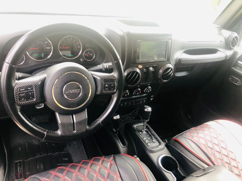 Thumbnail 5 of 2018 Jeep Wrangler